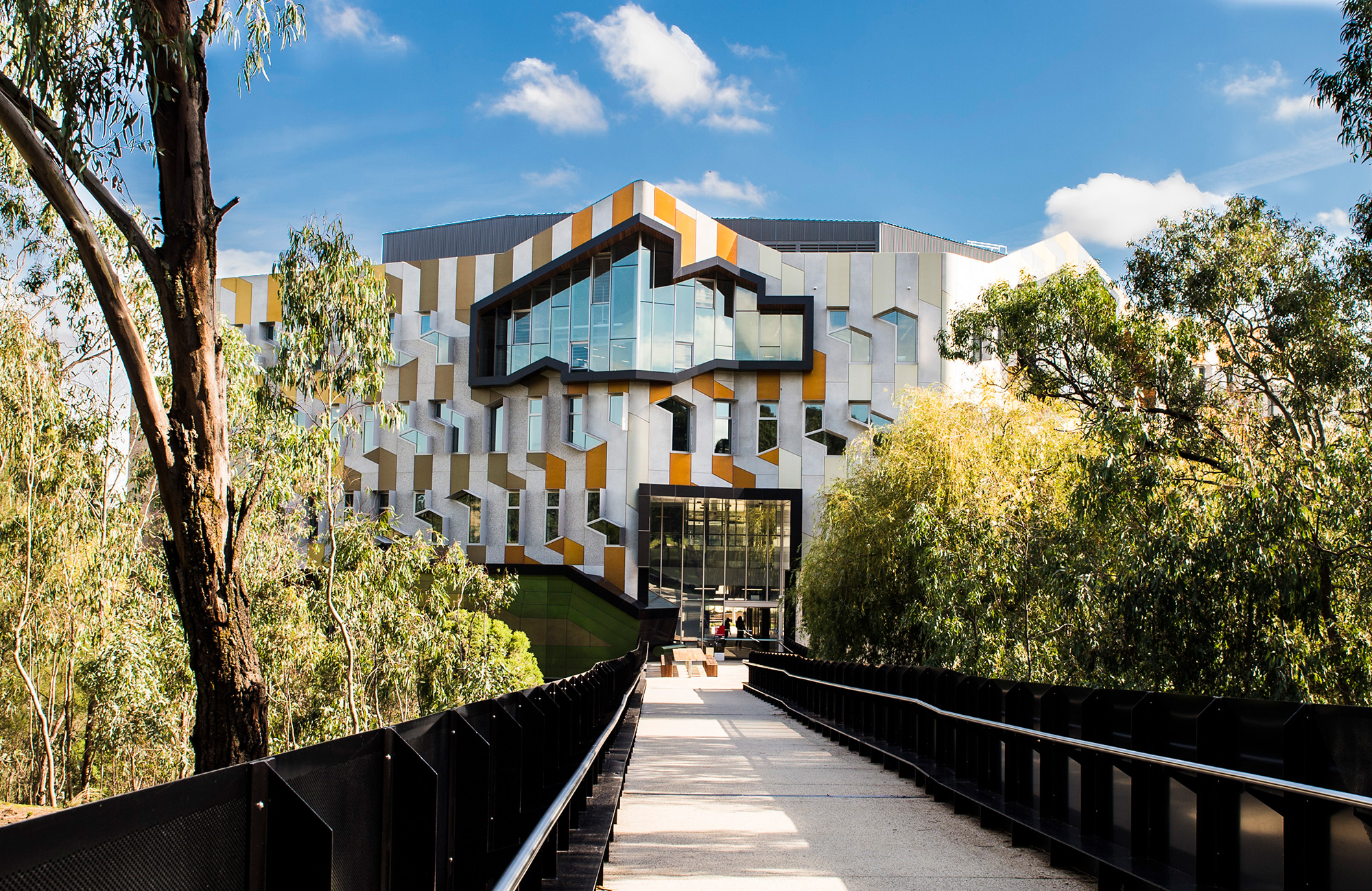 study-at-la-trobe-university-kilroy