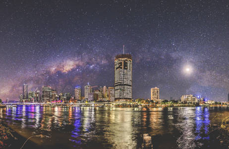enjoy brisbane by night and a beautiful starry night during your semester in brisbane