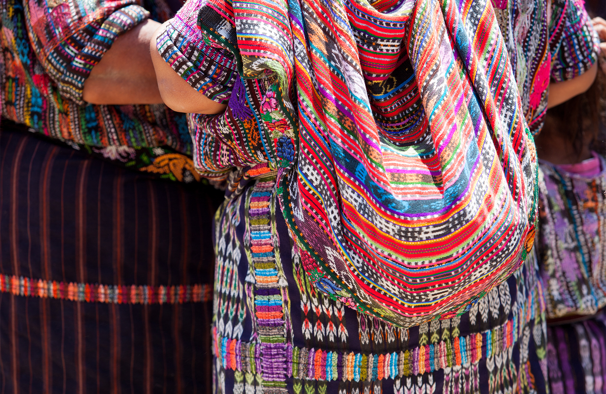 guatemala-women-traditional-clothing-cover