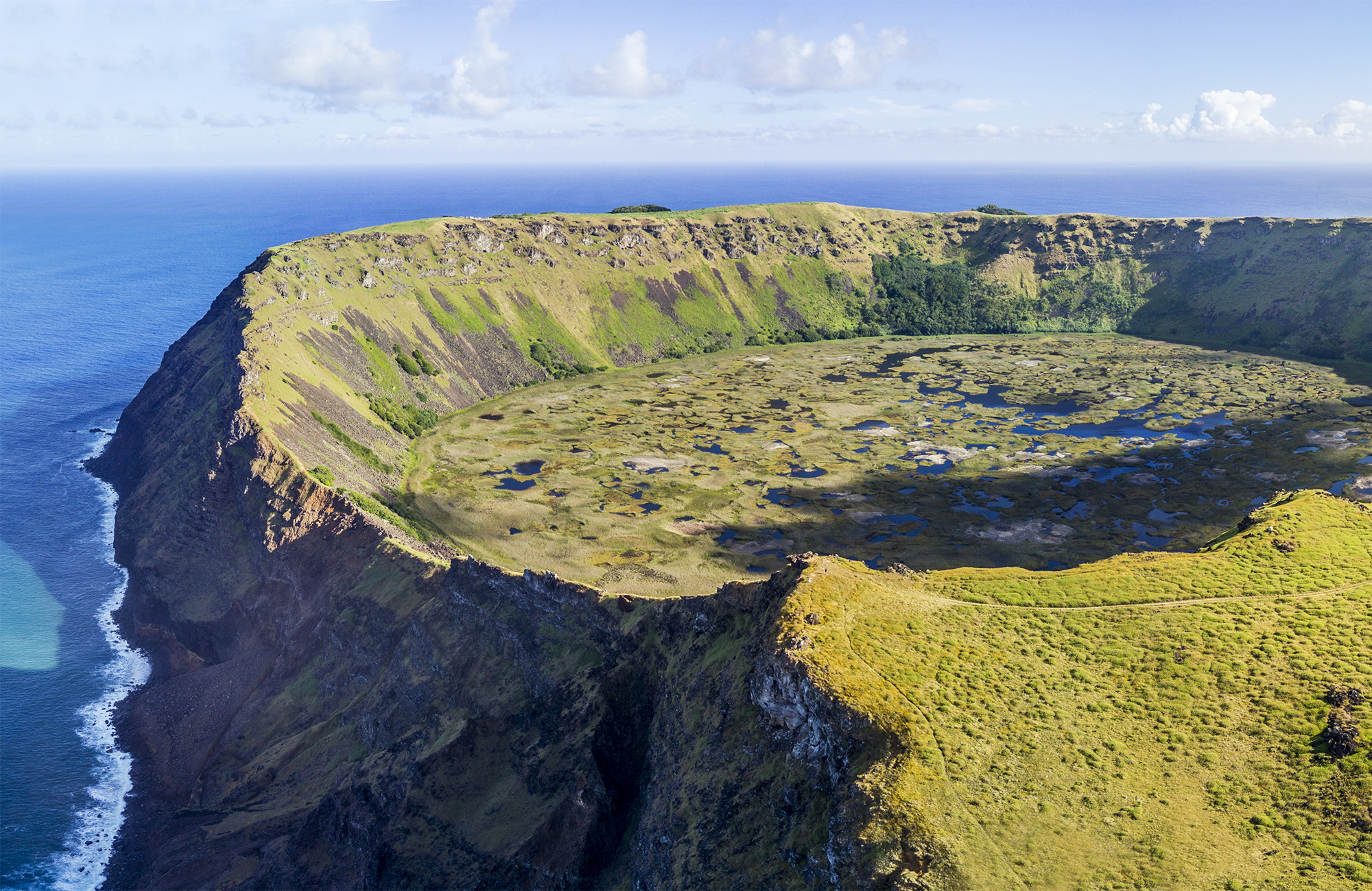 Travel to Easter Island | Discover the statues | KILROY