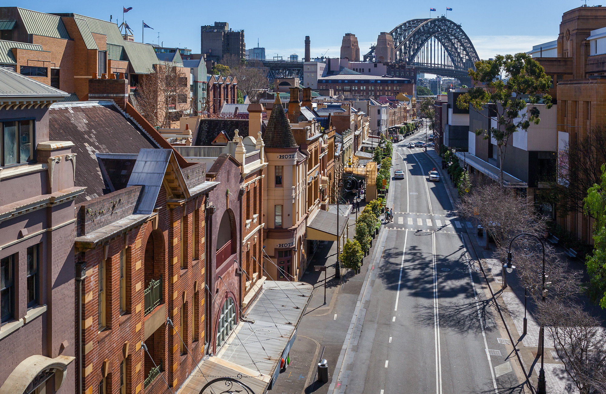 australia-sydney-the-rocks-george-street