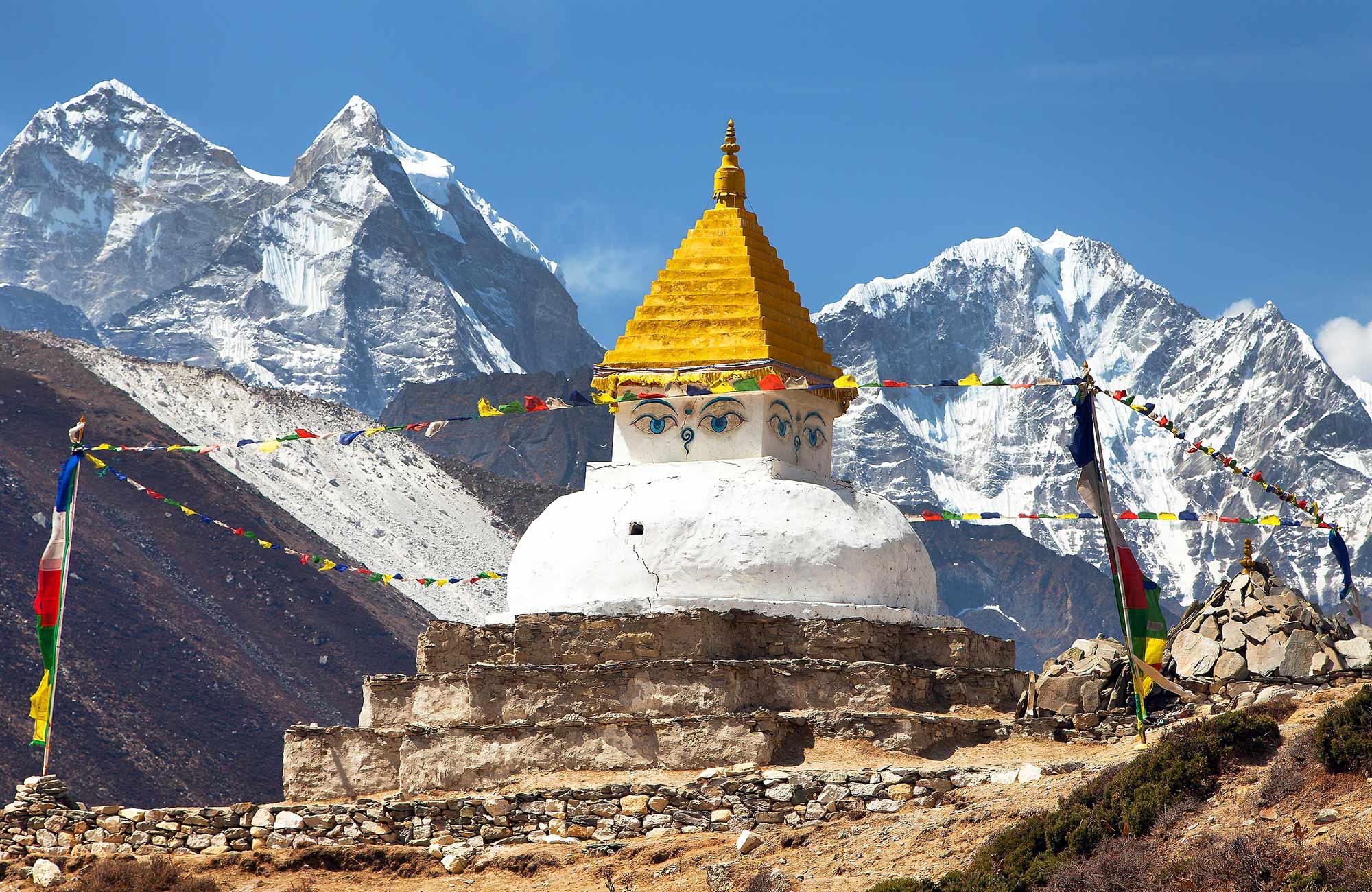 A tibetan buddhist stupa near the village of Dingboche in the Himalayas, Nepal