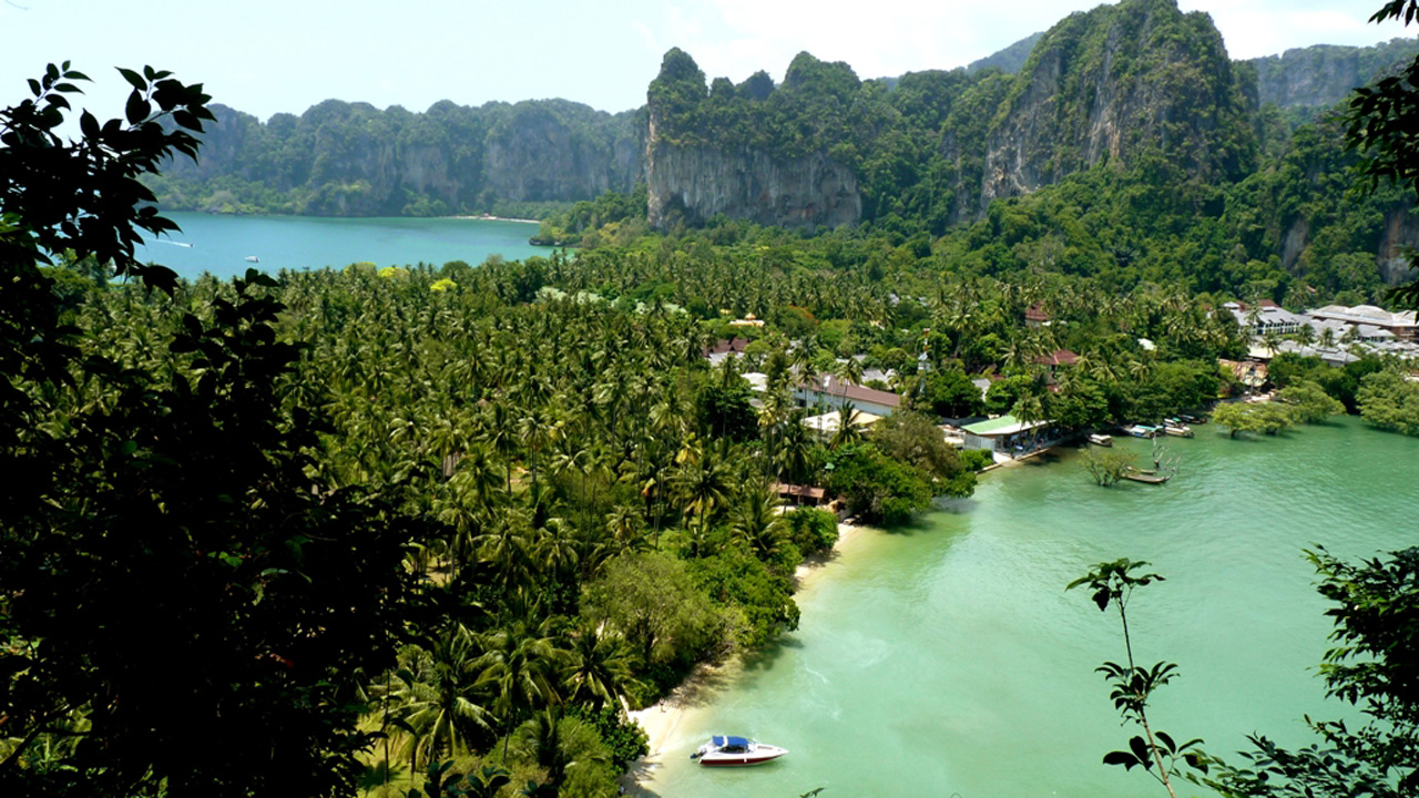 volunteering-asia-thailand-kho-phi-phi-view-coastal-cover