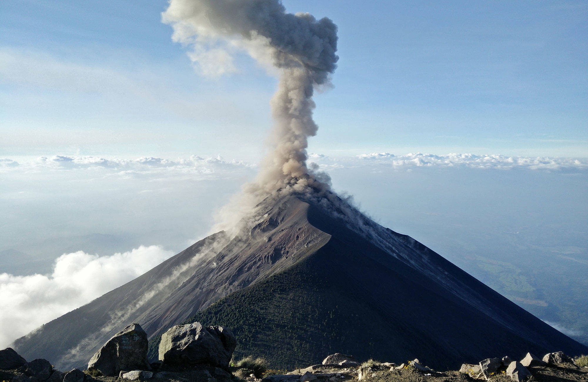 guatamala-chimaltenango-volcano