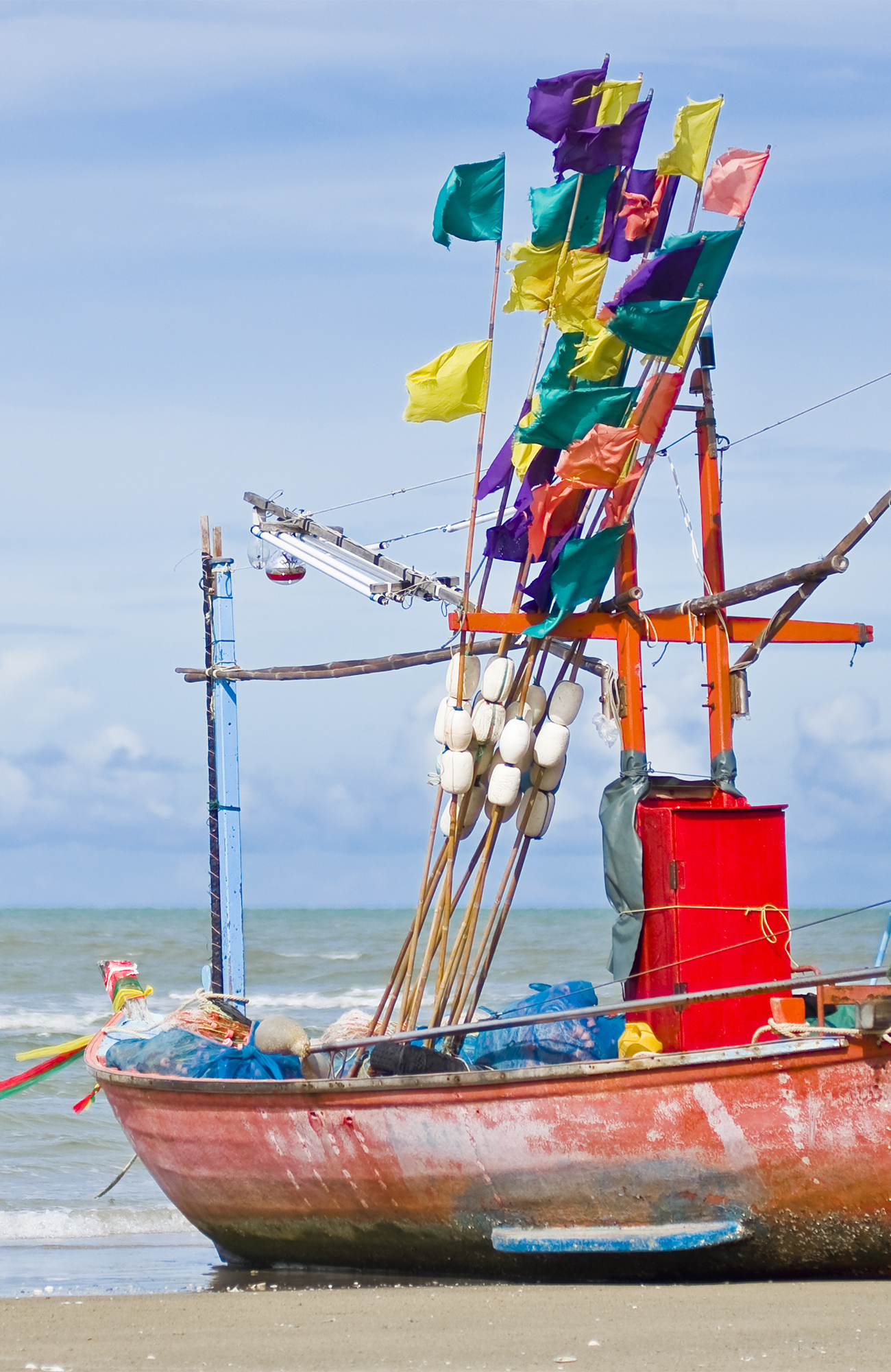 hua-hin-thailand-fishing-boat-beach-sidebar