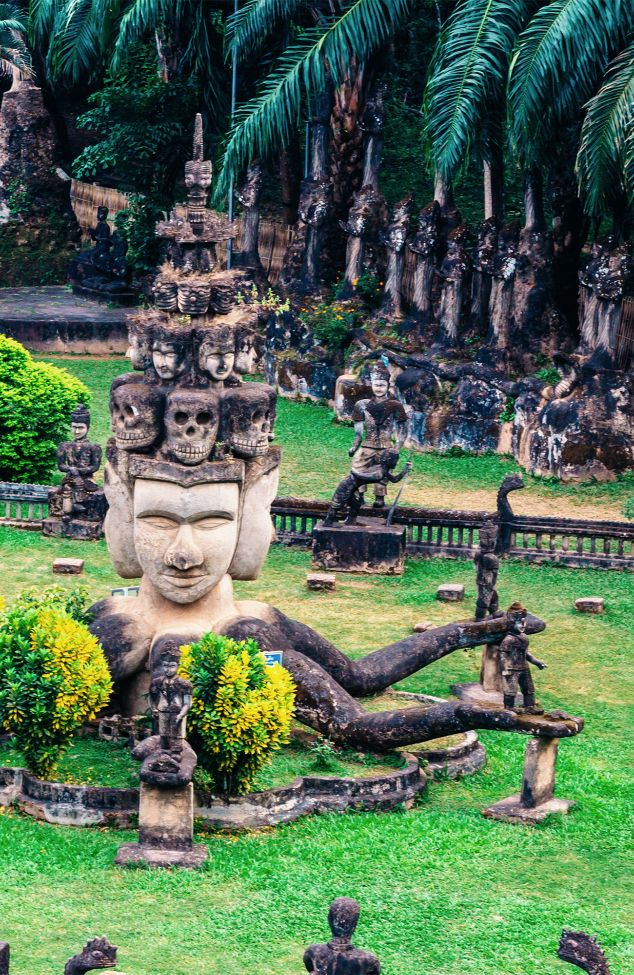 vientiane-laos-buddha-park-statues-figures-sidebar