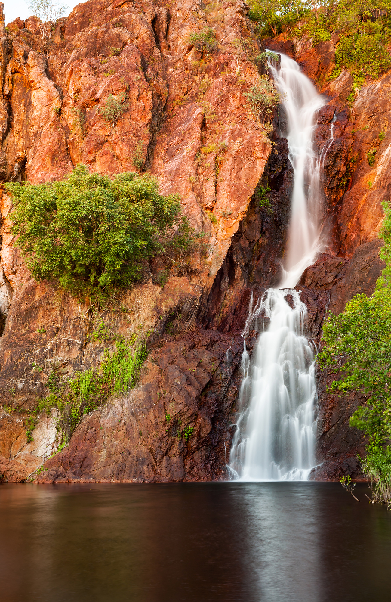 darwin-australia-litchfield-national-park-waterfall-sidebar