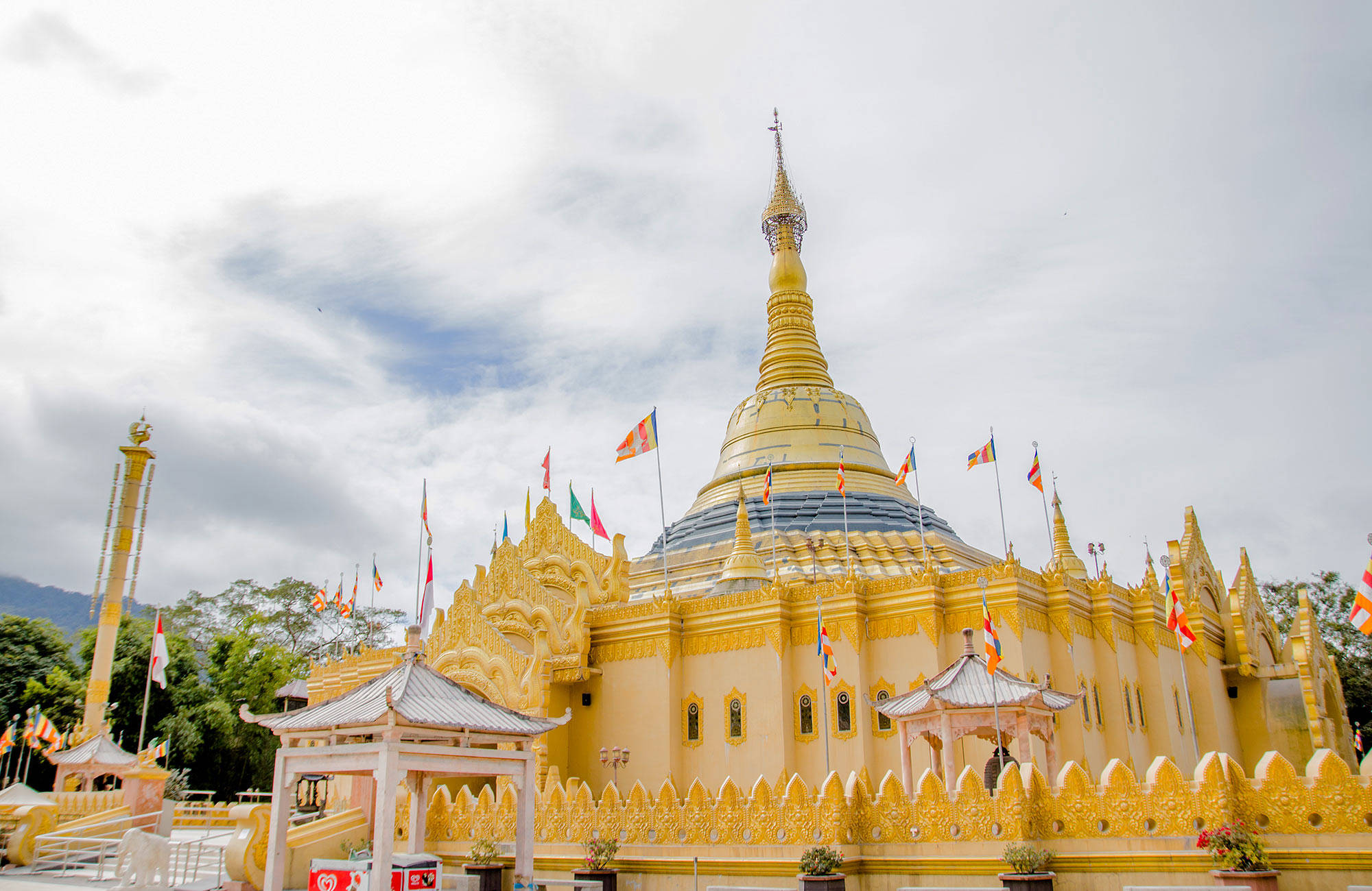 Travel to Indonesia | Backpacking in Indonesia | KILROY