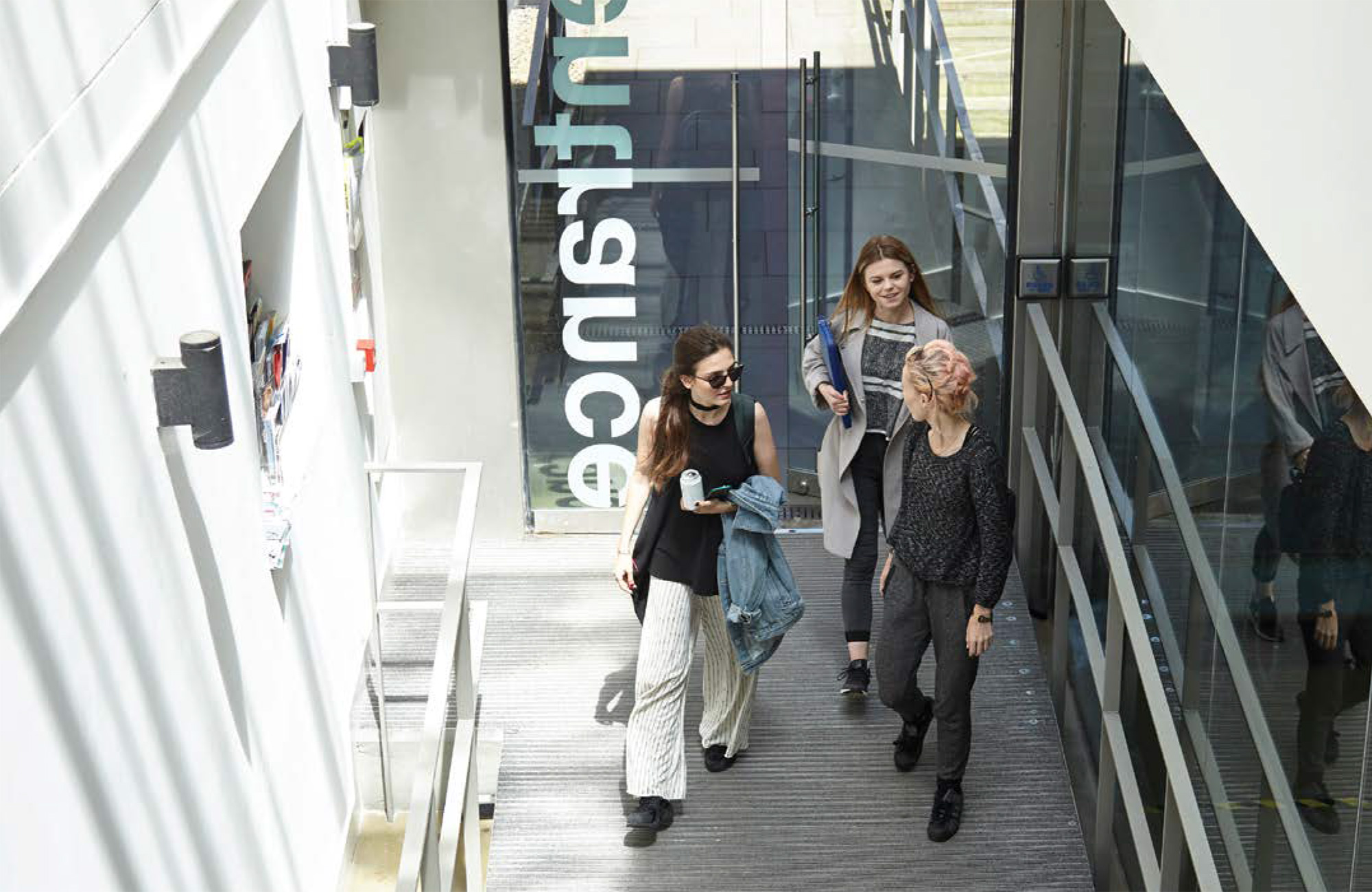 university-of-the-arts-london-students-in-hallway