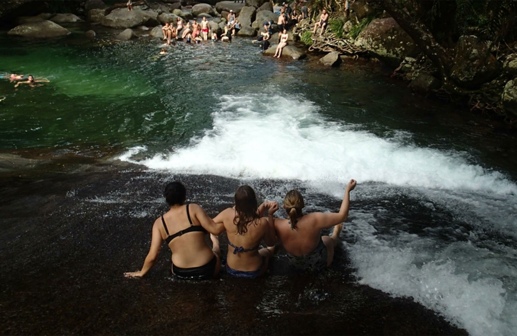 Mathilda Water Australia 2000X1300