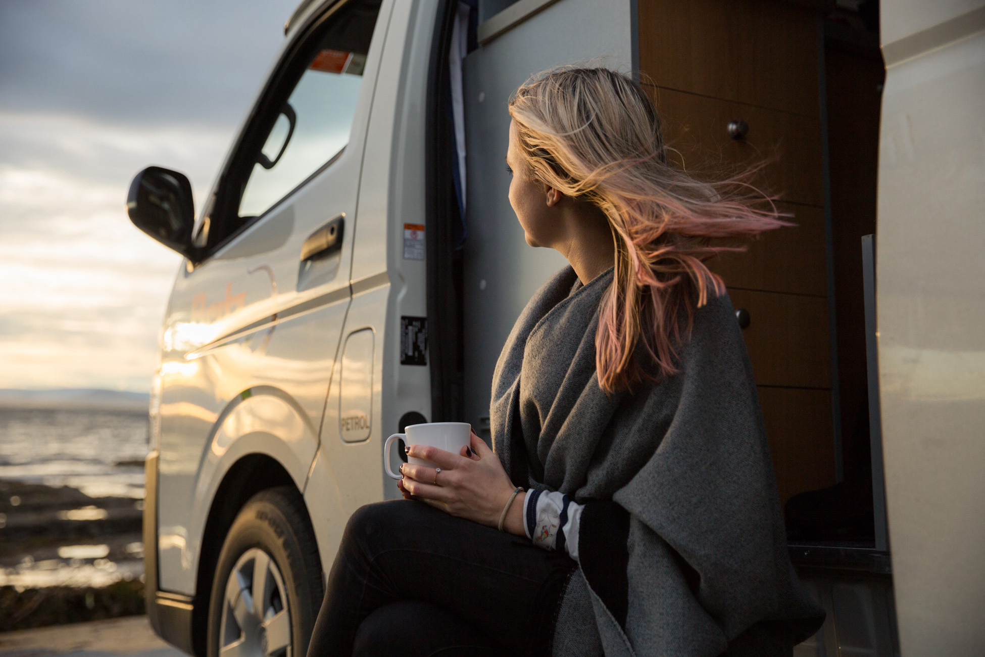 Australia campervans - rent a budget campervan or motorhome in Australia