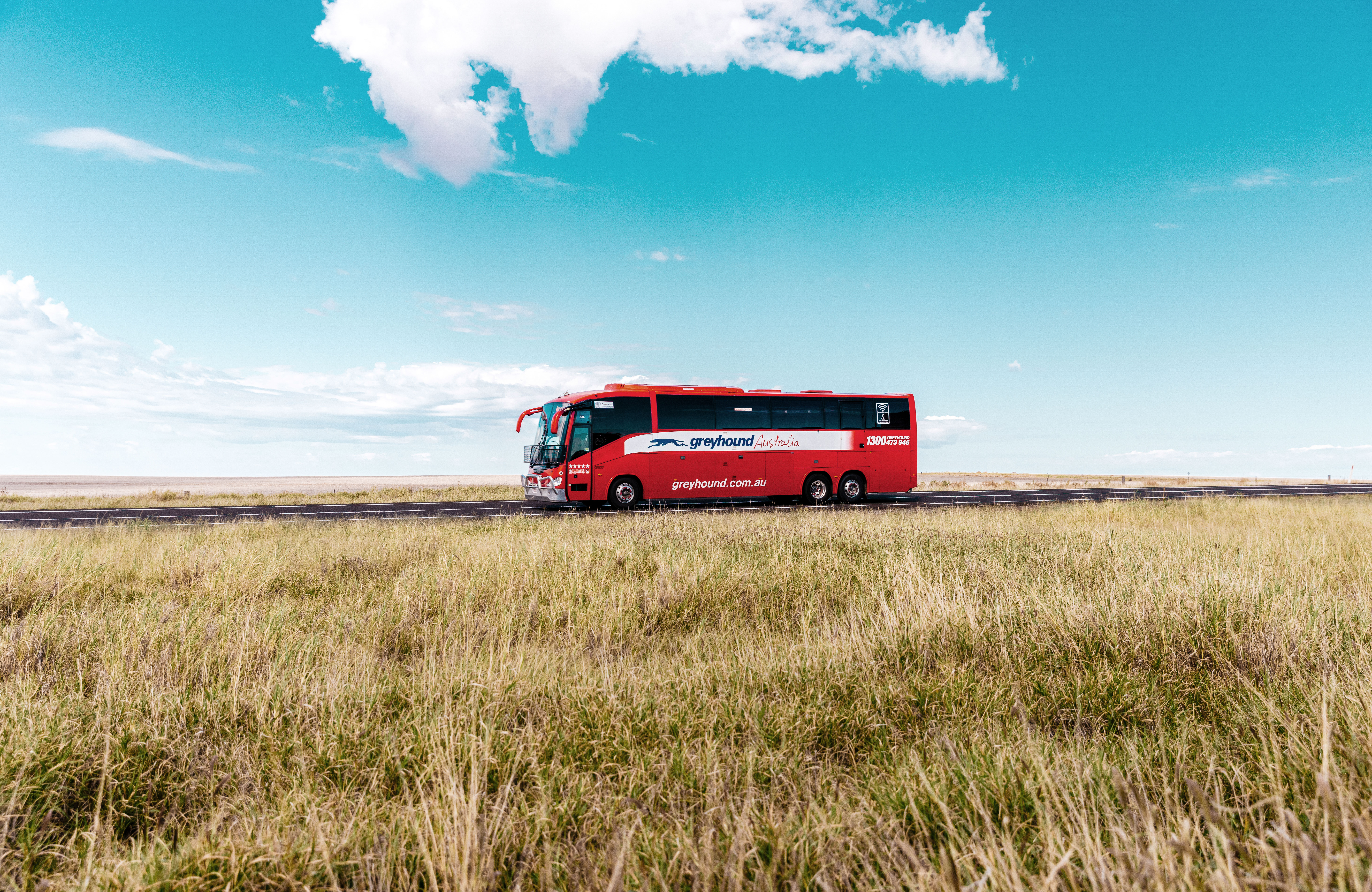 Greyhound Australia - see Australia with a Greyhound bus and travel passes