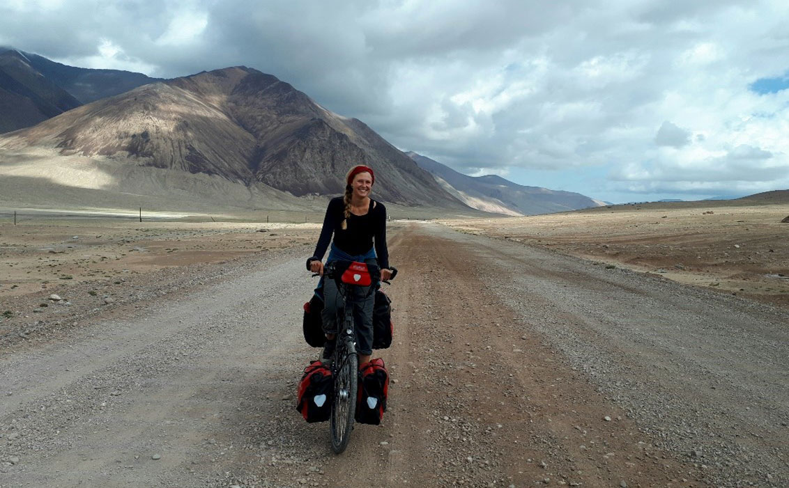 Travel Expert Julie from KILROY Belgium on a biking trip through Kyrgyzstan