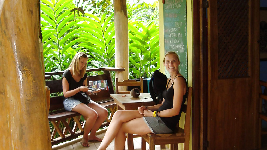 puerto-viejo---front-school