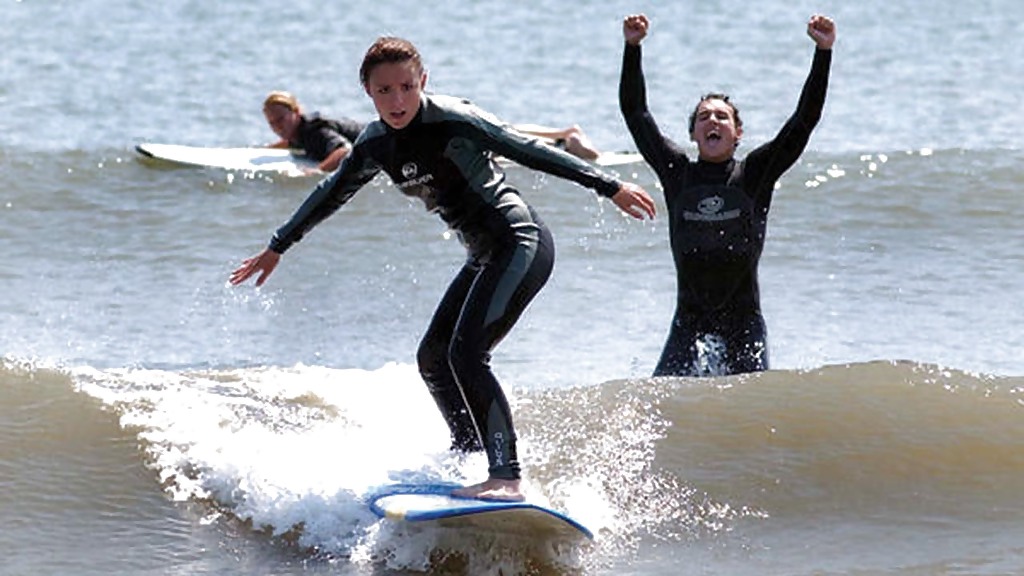 saltycrax_surf_1_1280x720_for_navi_web