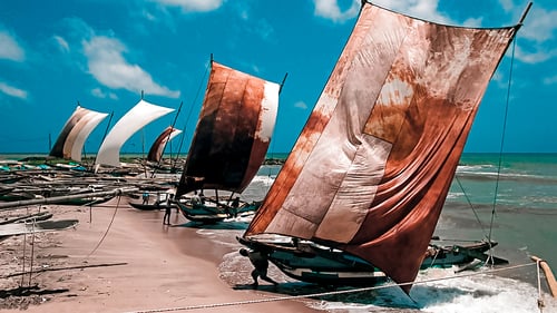 negombo_beach_2_1280x720_for_navi_web